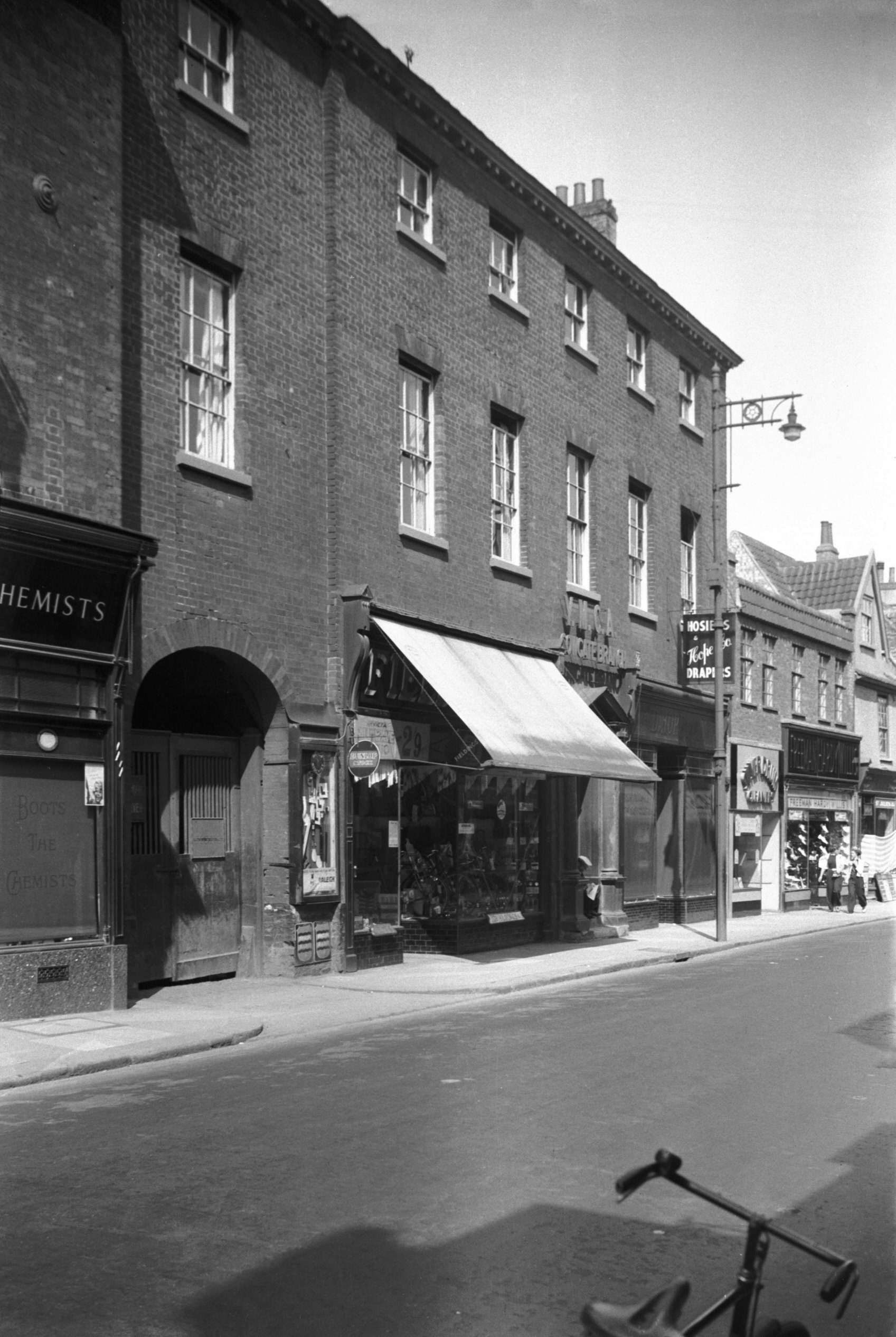 Magdalen Street to Mansfield Lane